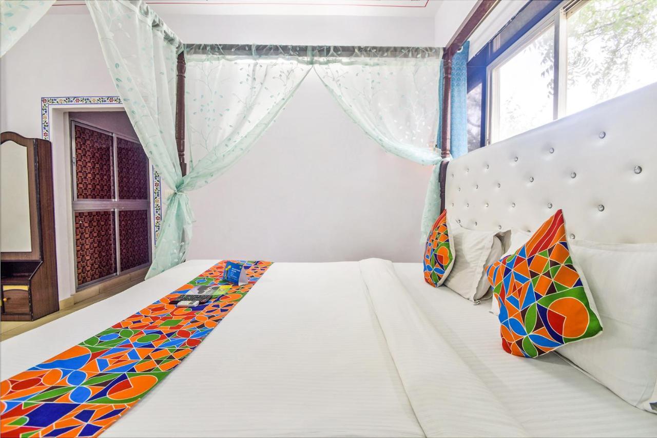 Fabhotel Everest International Udaipur Exterior photo